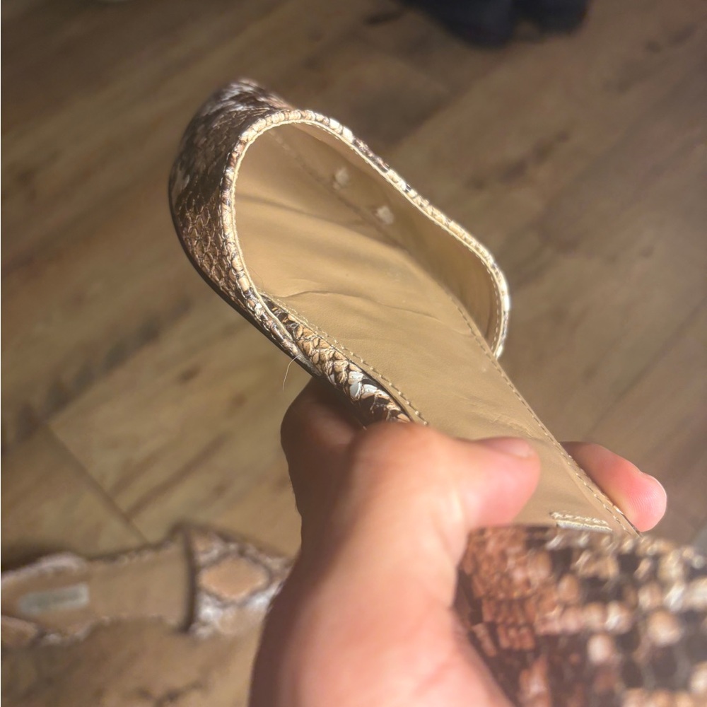 Steve Madden Women's Snakeskin Flats - Brown Size 8 - Picture 5 of 5